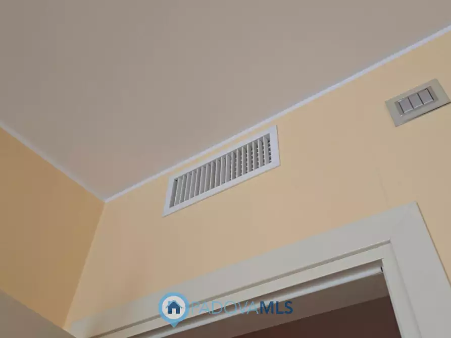 Immagine 10 di Appartamento in vendita  in Piazza dei Signori, 7 a Padova