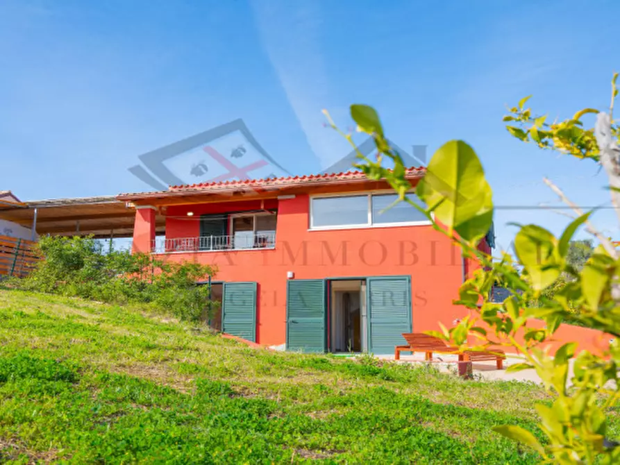 Immagine 4 di Casa indipendente in vendita  a Torpè