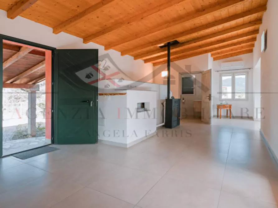 Immagine 14 di Casa indipendente in vendita  a Torpè