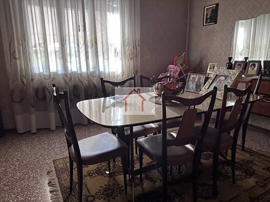 Immagine 3 di Casa bifamiliare in vendita  a Vittorio Veneto