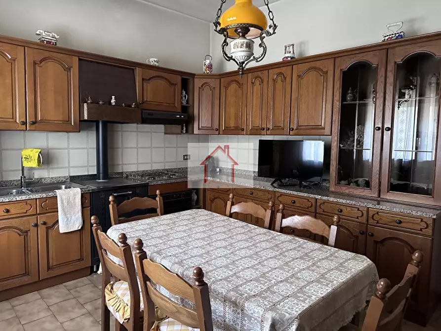 Immagine 7 di Casa bifamiliare in vendita  a Vittorio Veneto