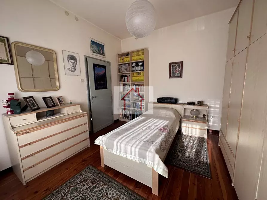 Immagine 10 di Casa bifamiliare in vendita  a Vittorio Veneto