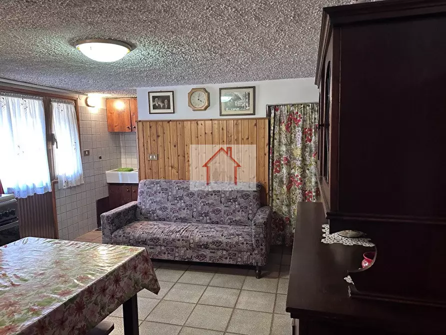 Immagine 19 di Casa bifamiliare in vendita  a Vittorio Veneto