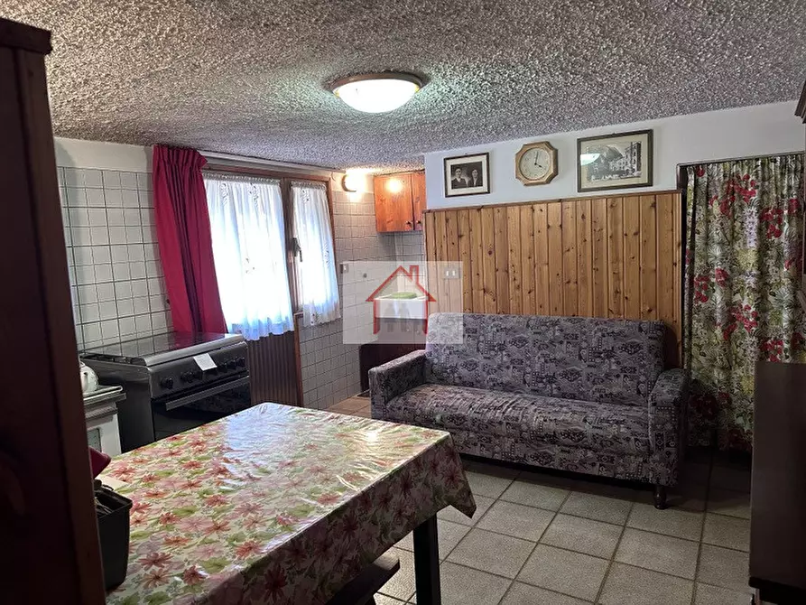 Immagine 20 di Casa bifamiliare in vendita  a Vittorio Veneto