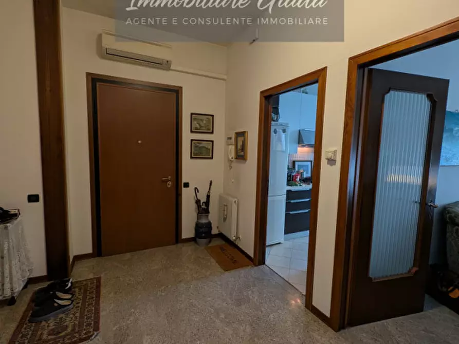 Immagine 9 di Appartamento in vendita  a Conegliano