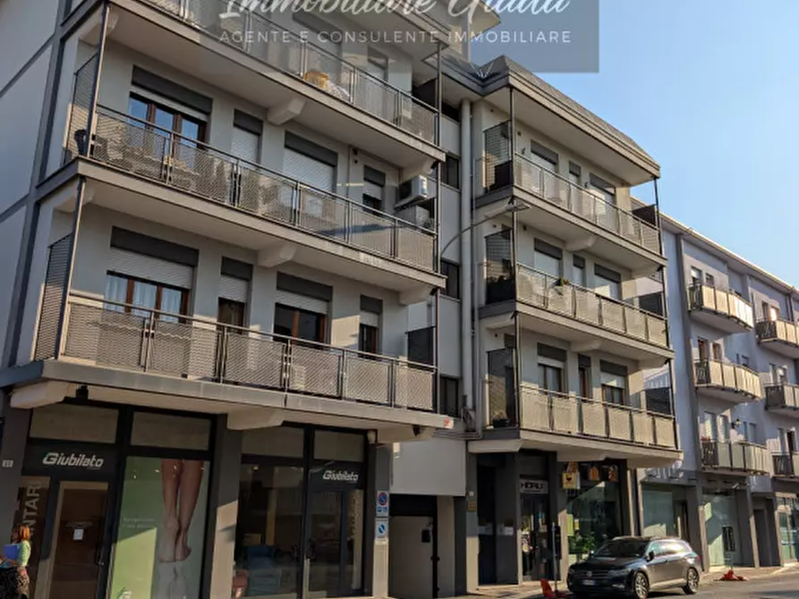 Immagine 16 di Appartamento in vendita  a Conegliano