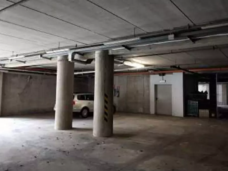 Immagine 5 di Posto auto in vendita  in Via Alberto Dominutti, 6, 37135 Verona VR, Italia a Verona
