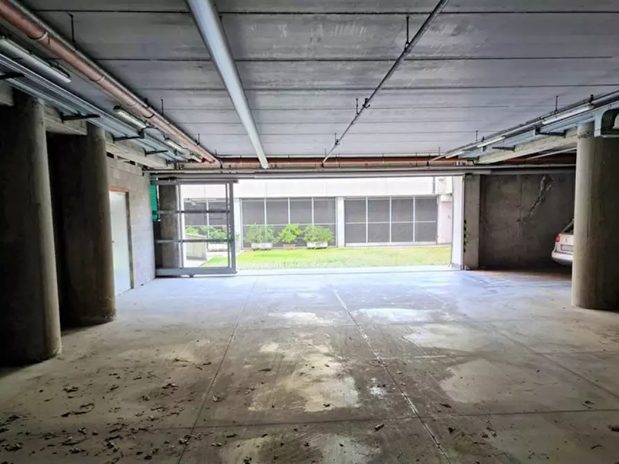 Immagine 7 di Posto auto in vendita  in Via Alberto Dominutti, 6, 37135 Verona VR, Italia a Verona