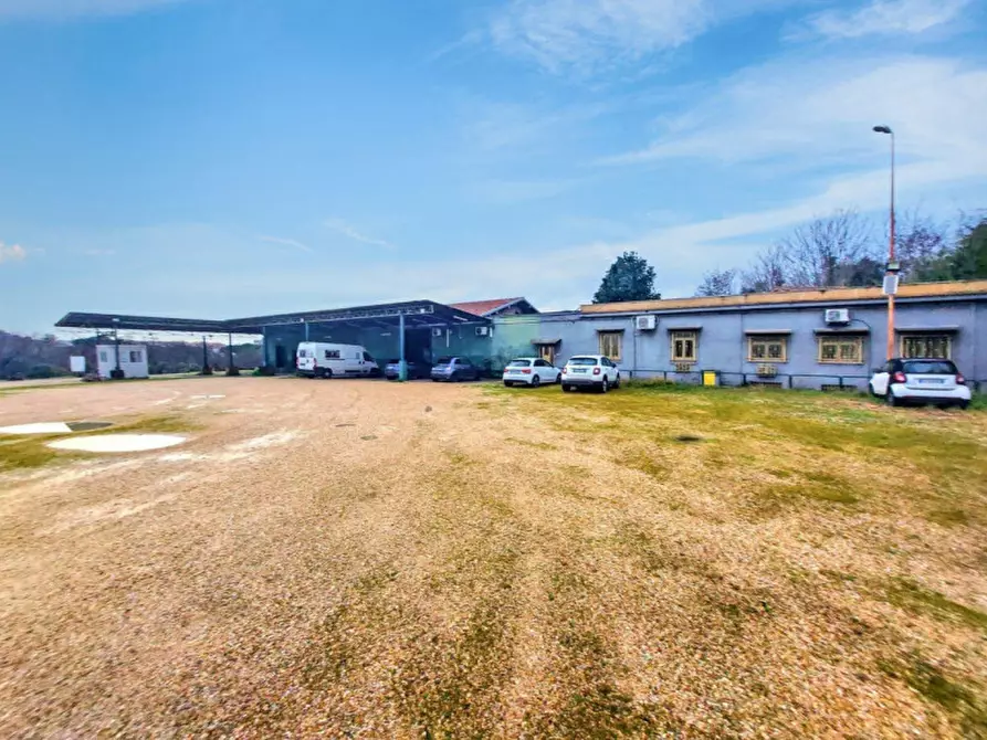 Immagine 1 di Capannone industriale in vendita  in Via Galla Placidia, N. 184 a Roma