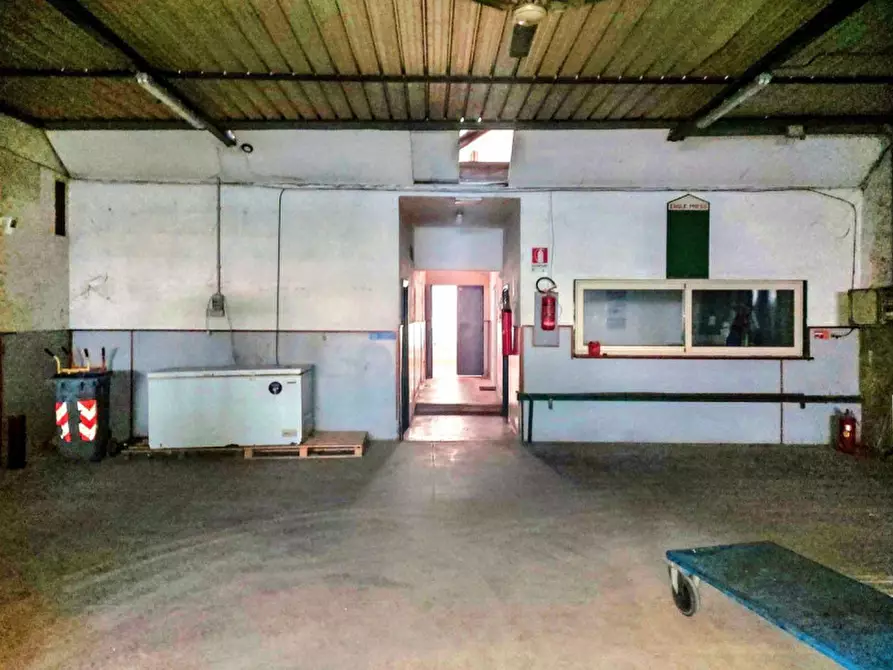 Immagine 9 di Capannone industriale in vendita  in Via Galla Placidia, N. 184 a Roma