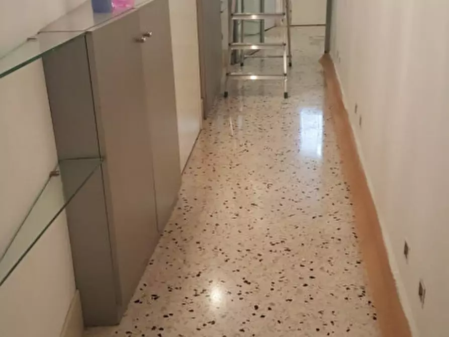 Immagine 2 di Casa indipendente in vendita  in Piazza del Duomo a Padova