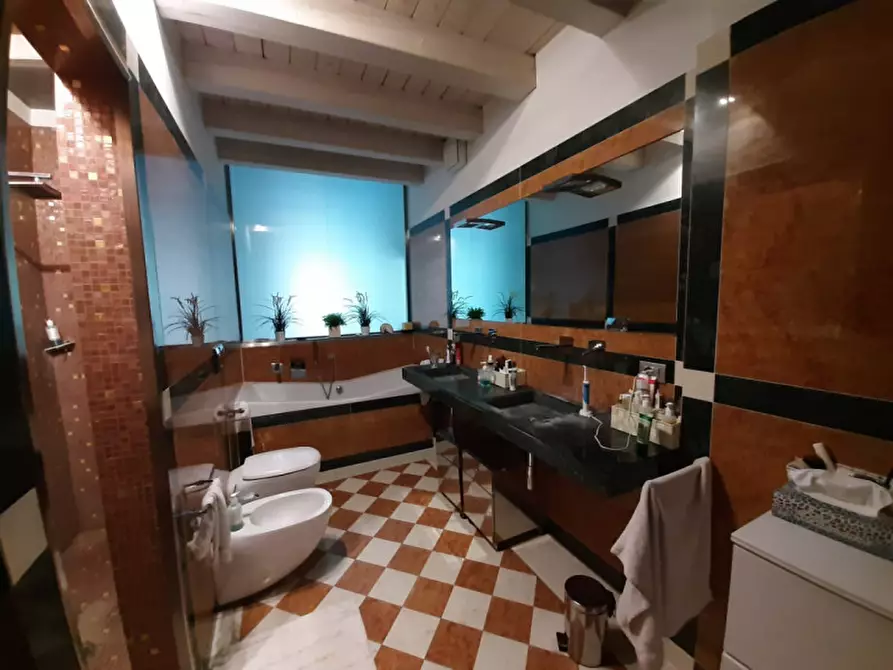 Immagine 18 di Casa indipendente in vendita  in Piazza del Duomo a Padova