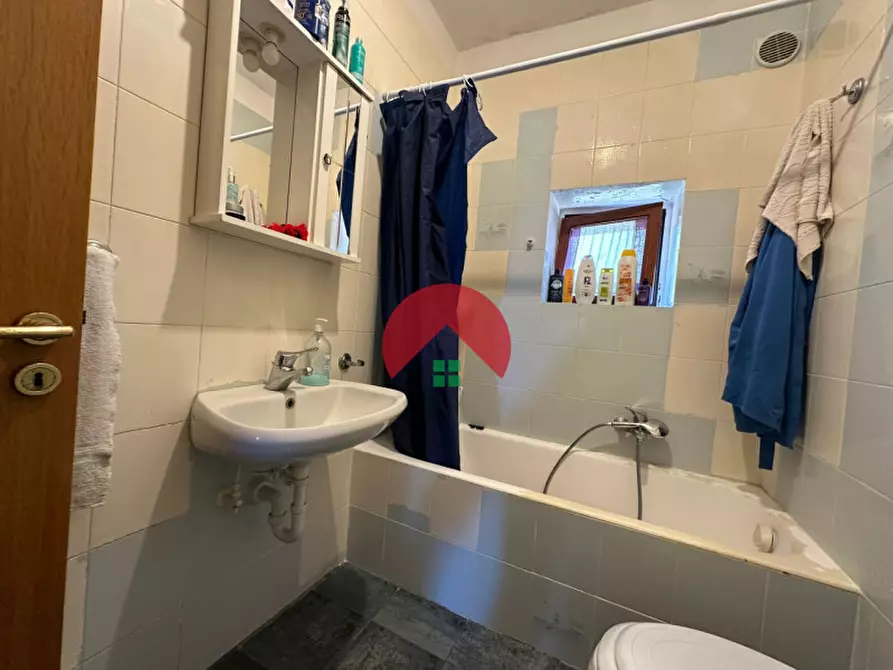 Immagine 15 di Appartamento in vendita  in VIA GIOBERTI a Matera