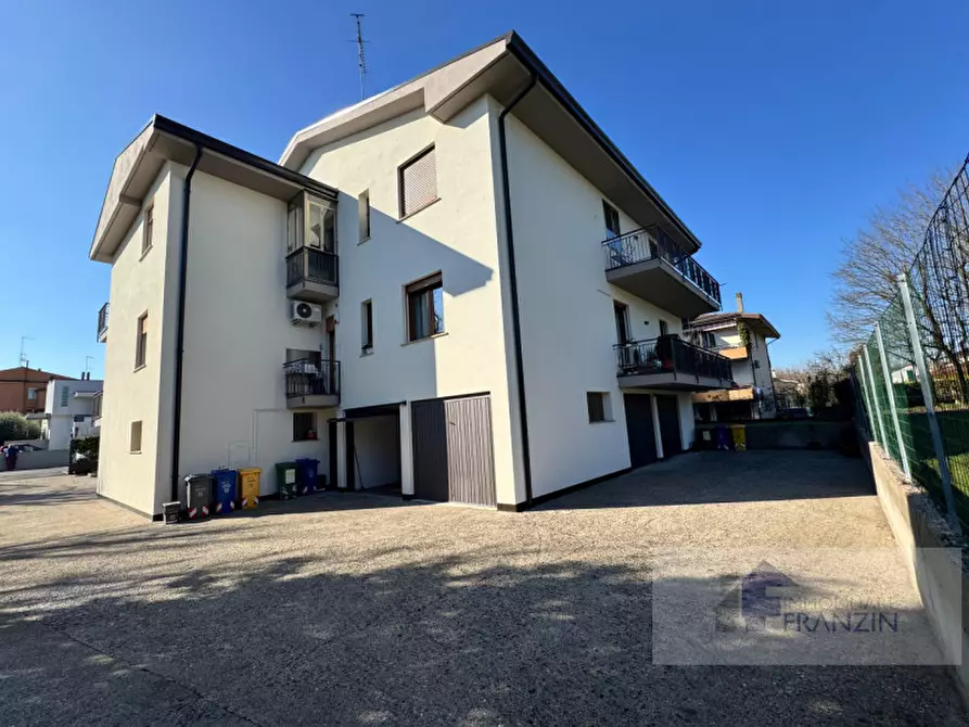 Immagine 2 di Appartamento in vendita  in Via Enrico Fermi 15 a Monastier Di Treviso