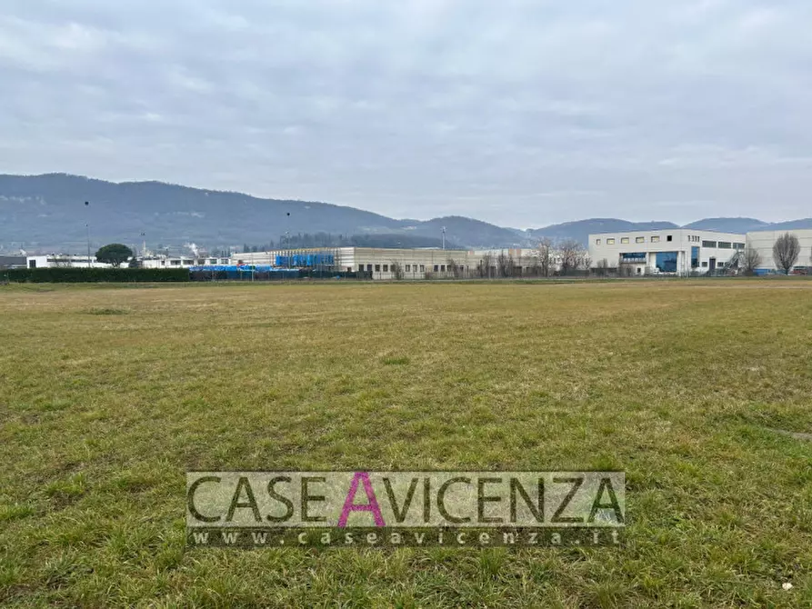 Immagine 2 di Terreno in vendita  in Via Roma a Castegnero