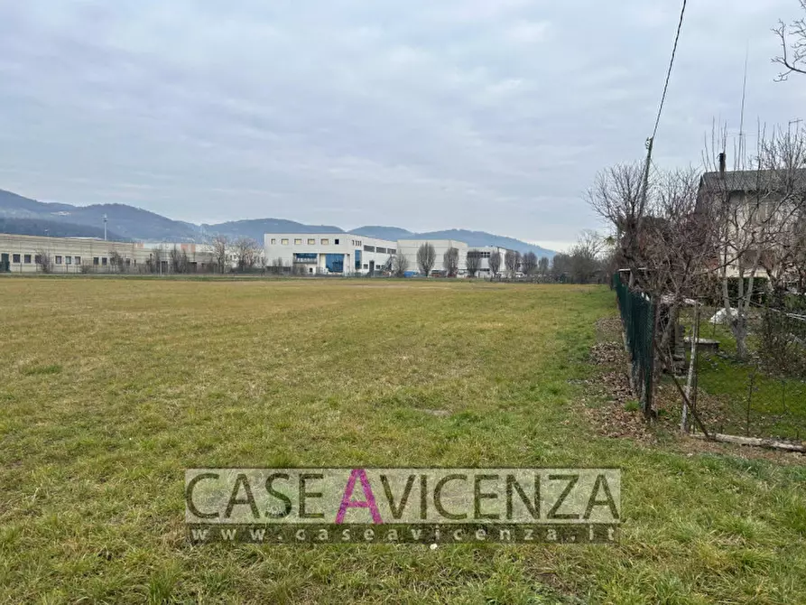 Immagine 3 di Terreno in vendita  in Via Roma a Castegnero