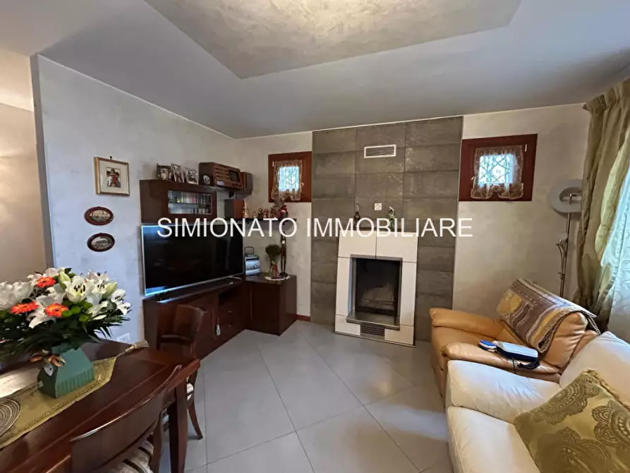 Immagine 2 di Casa quadrifamiliare in vendita  in Via Pellico a Martellago