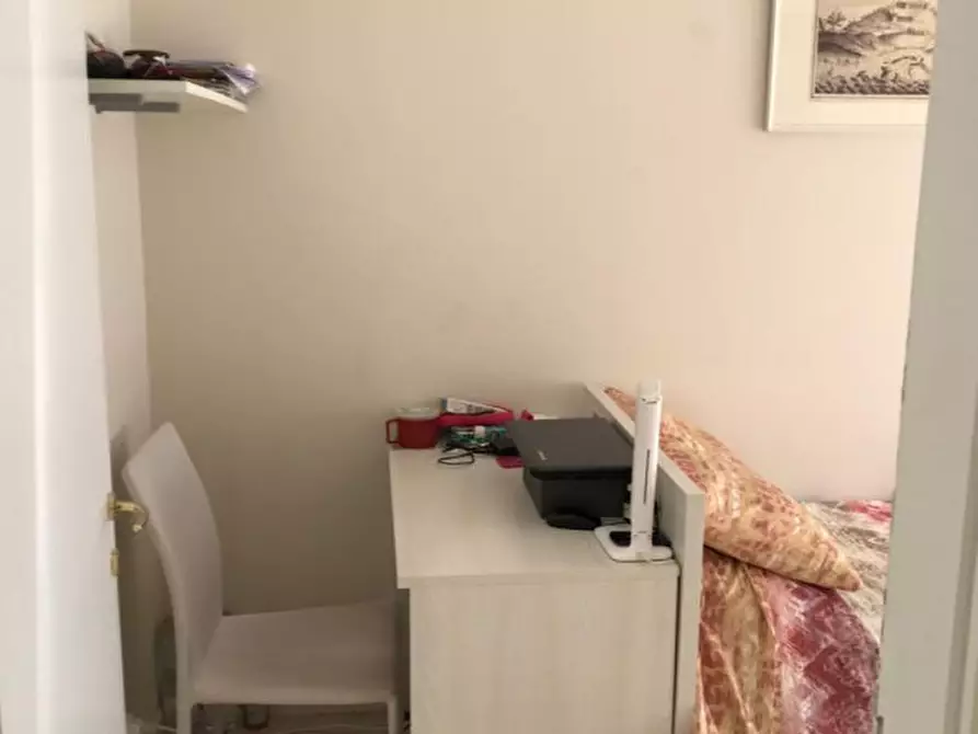 Immagine 2 di Camera in affitto  in PIAZZA ALCIDE DE GASPERI – STANZA - RIF. 5245 a Padova