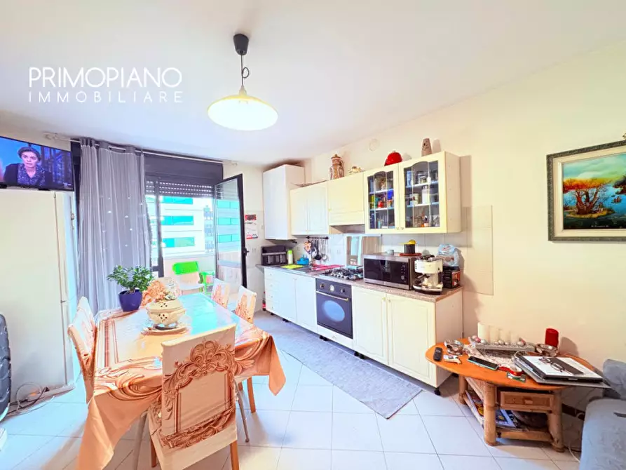 Immagine 5 di Appartamento in vendita  in Via Romano Guardini a Trento