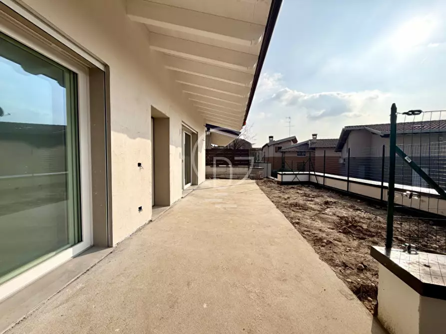 Immagine 9 di Villa in vendita  in Via Talina a Padenghe Sul Garda