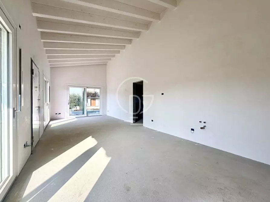 Immagine 15 di Villa in vendita  in Via Talina a Padenghe Sul Garda