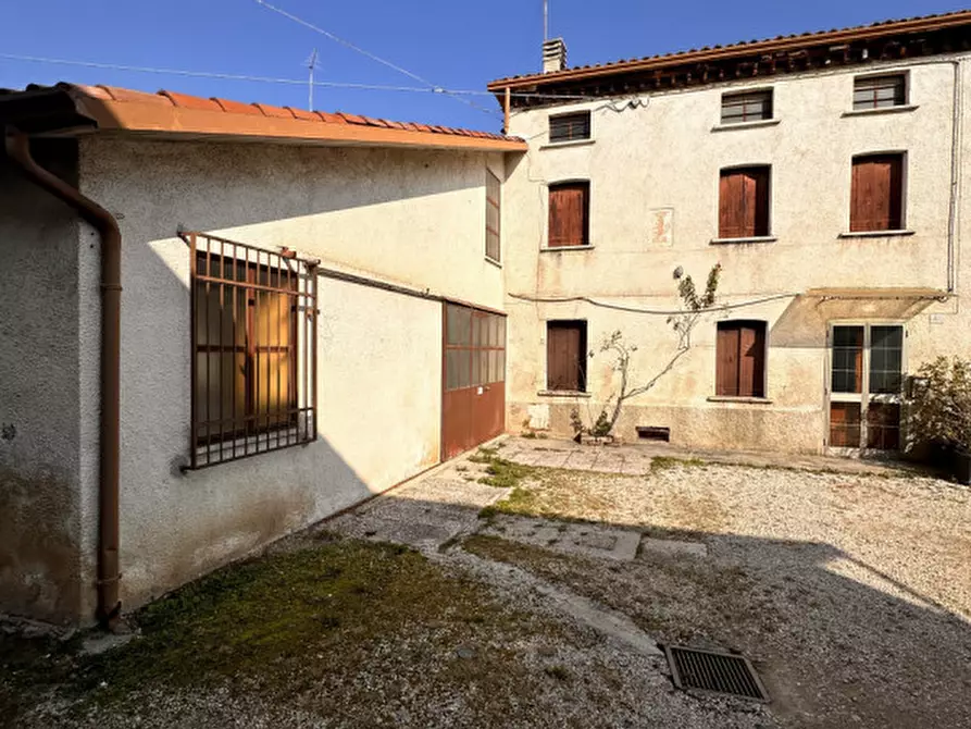 Immagine 1 di Villetta a schiera in vendita  in Via Crosara 44 a Carrè