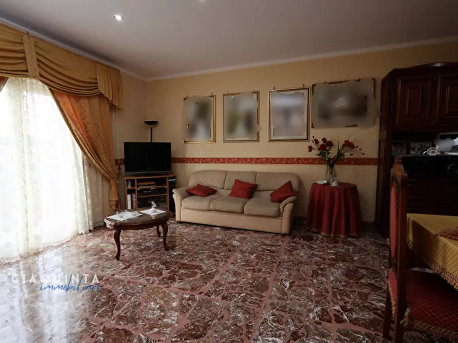 Immagine 3 di Appartamento in vendita  in Via Primo Maggio n. 3 a Palagonia