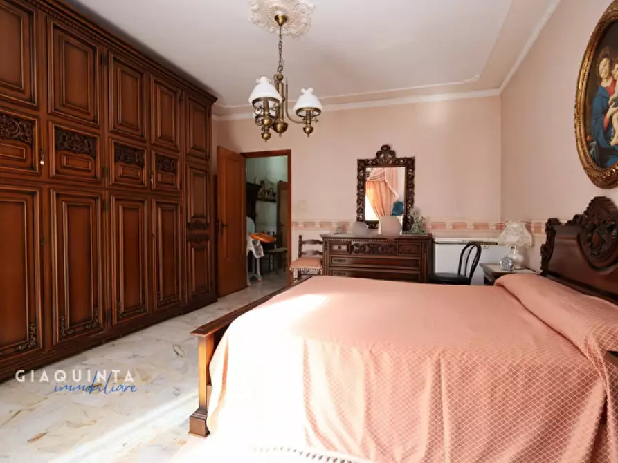 Immagine 16 di Appartamento in vendita  in Via Primo Maggio n. 3 a Palagonia