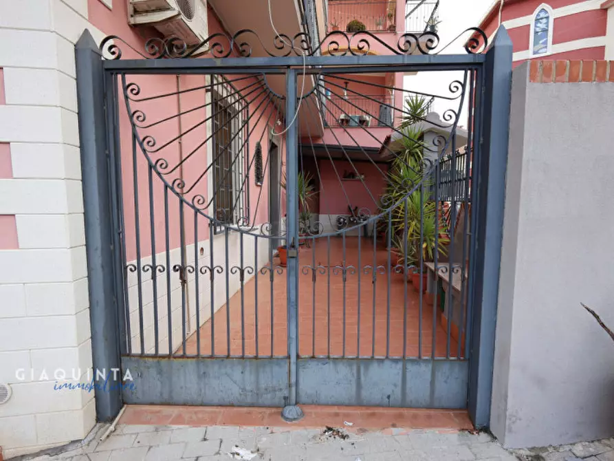 Immagine 17 di Appartamento in vendita  in Via Primo Maggio n. 3 a Palagonia