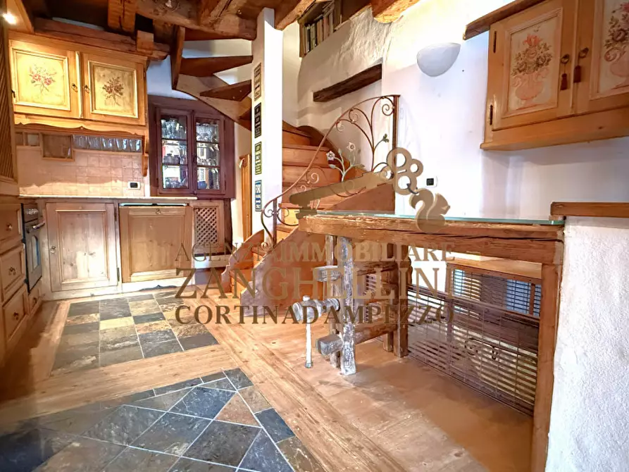 Immagine 3 di Appartamento in vendita  a San Vito Di Cadore