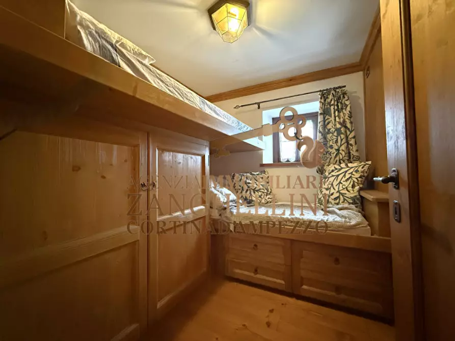 Immagine 10 di Appartamento in vendita  a San Vito Di Cadore