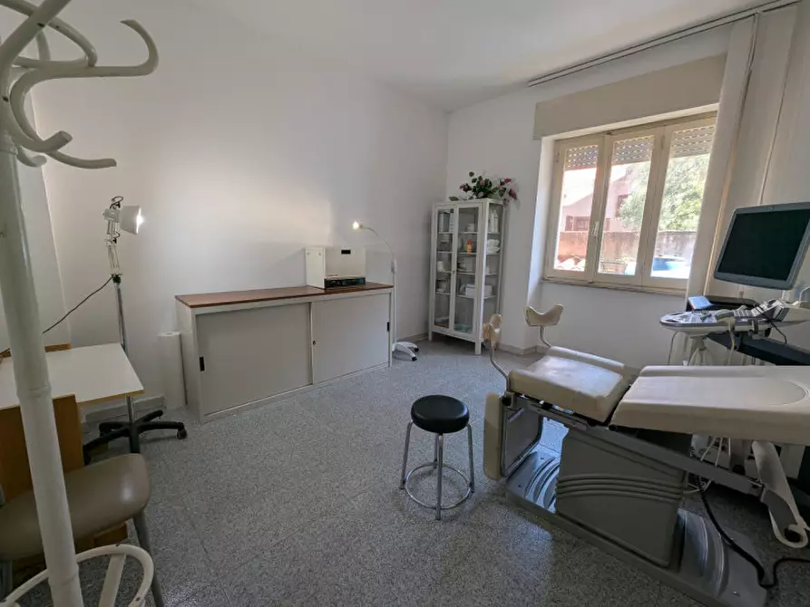 Immagine 27 di Ufficio in vendita  in Via Baldassarre Longhena 47 a Olbia