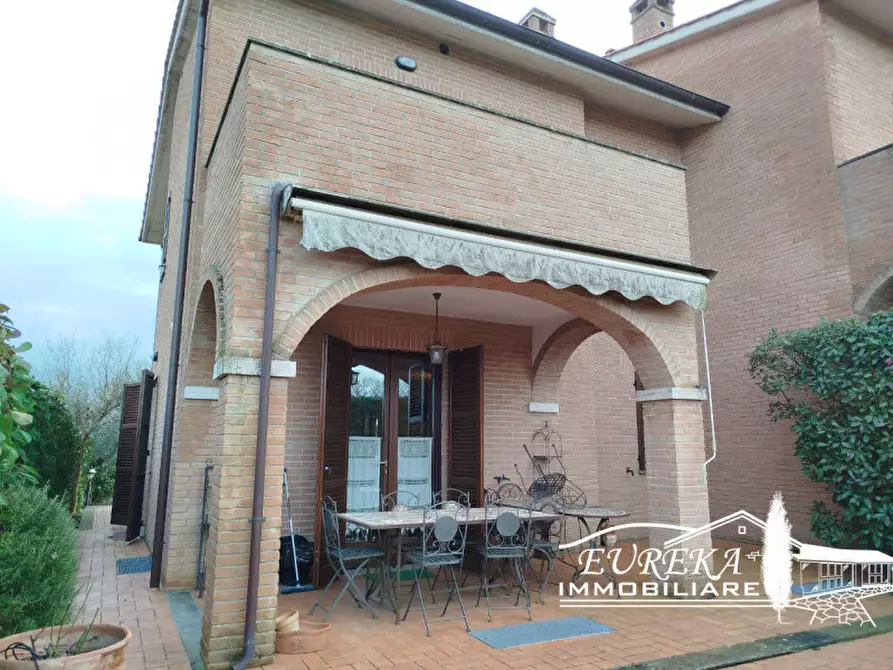 Immagine 3 di Villetta a schiera in vendita  in viale garibaldi a Città Della Pieve