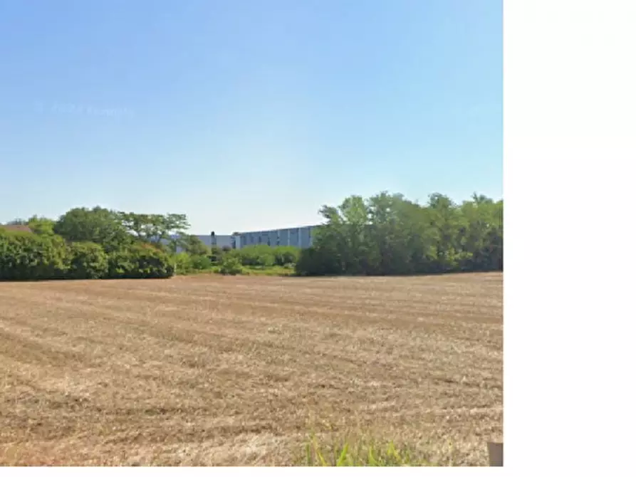 Immagine 1 di Terreno in vendita  in Via Lenardo da Vinci a Giavera Del Montello