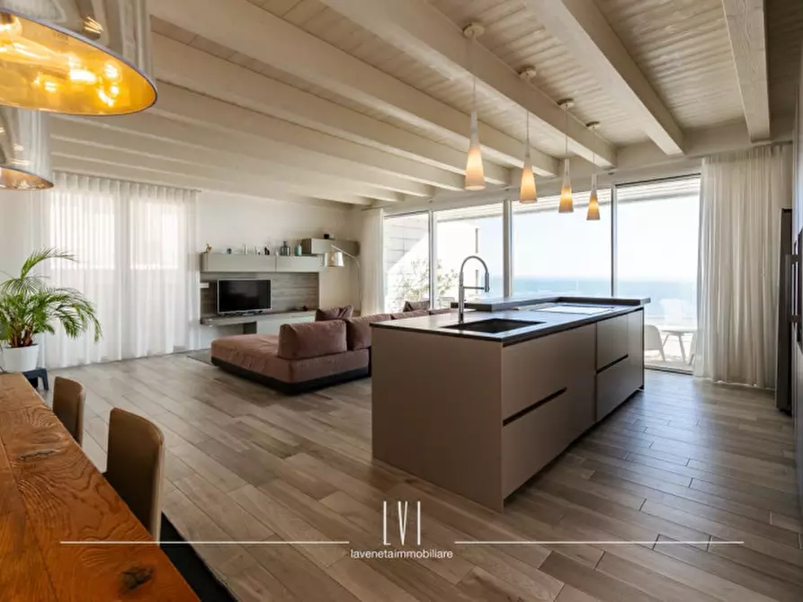 Immagine 3 di Attico in vendita  in via luigi dal moro 45 a Caorle