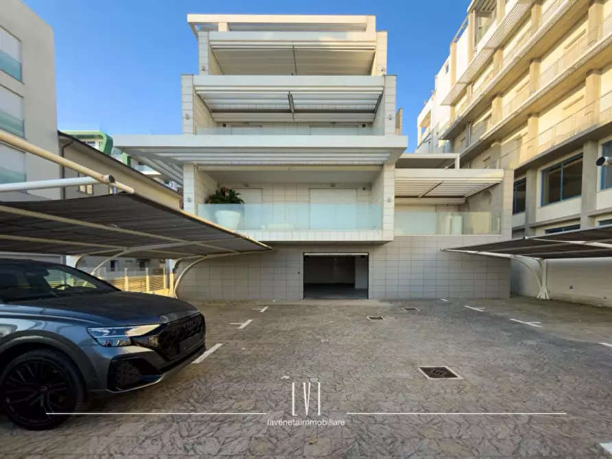 Immagine 76 di Attico in vendita  in via luigi dal moro 45 a Caorle