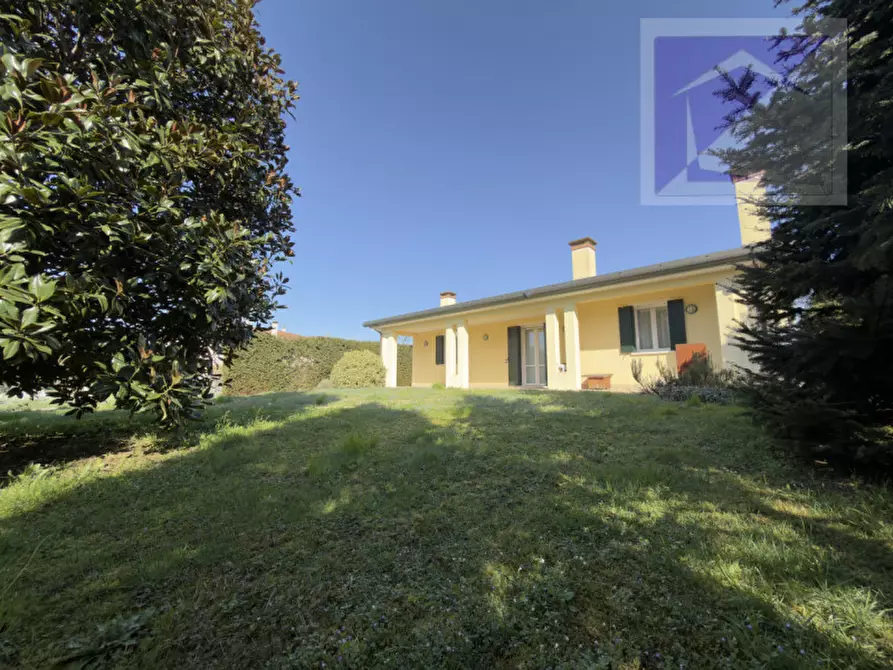 Immagine 5 di Villa in vendita  a Campodarsego