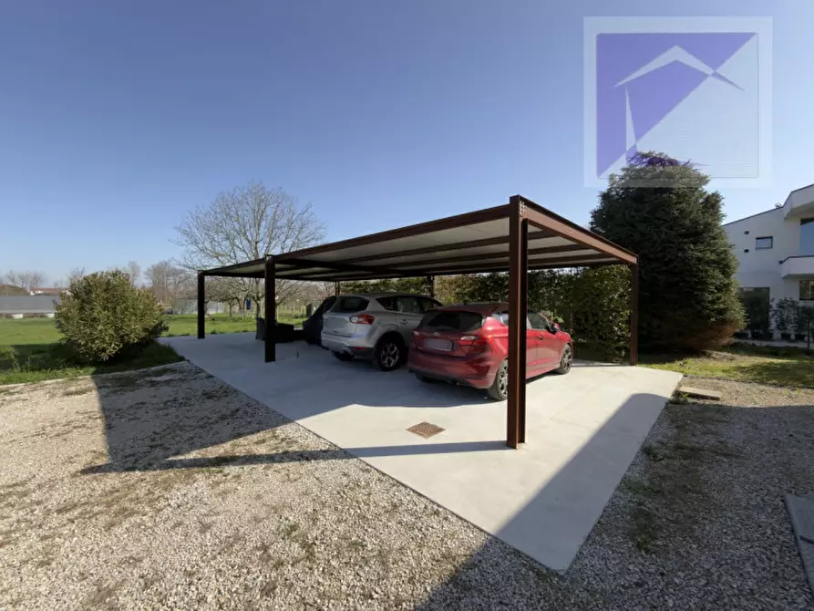 Immagine 7 di Villa in vendita  a Campodarsego