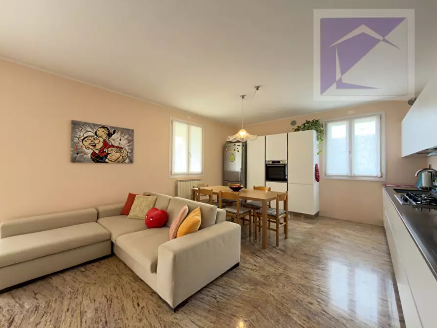 Immagine 12 di Villa in vendita  a Campodarsego