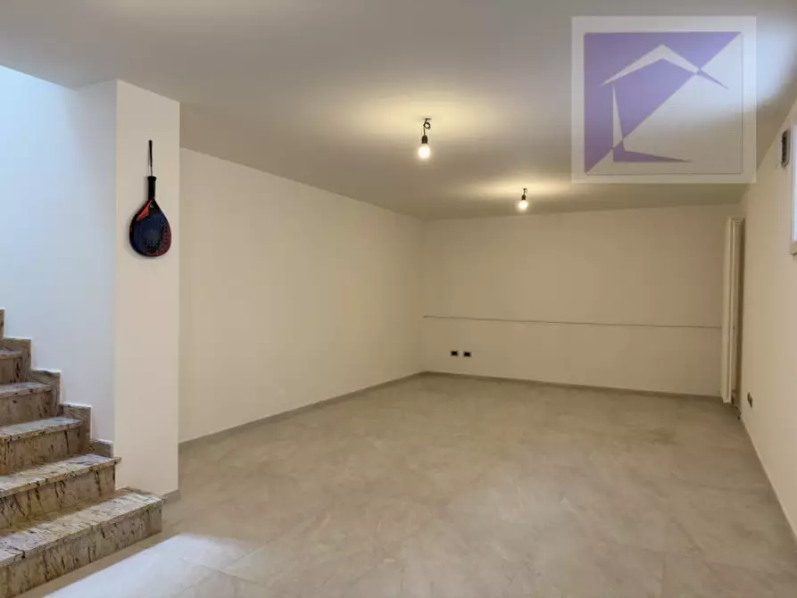 Immagine 31 di Villa in vendita  a Campodarsego