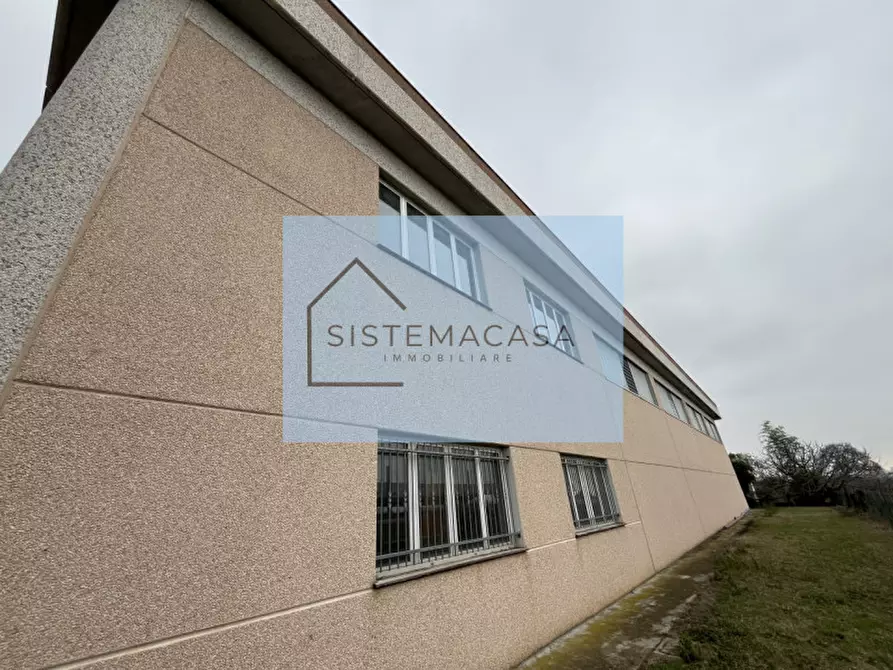 Immagine 1 di Capannone industriale in vendita  in Via Tamberlicchi a Forli'