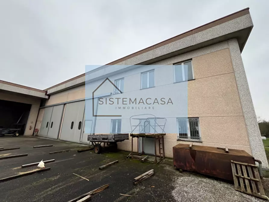 Immagine 2 di Capannone industriale in vendita  in Via Tamberlicchi a Forli'