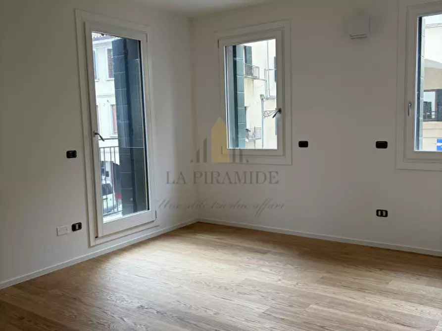 Immagine 7 di Appartamento in vendita  in SAVONAROLA - PADOVA CENTRO RIF. 535 a Padova