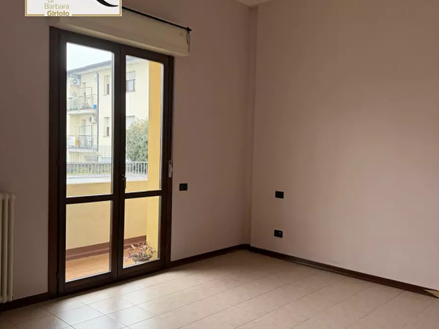 Immagine 4 di Appartamento in vendita  a Badia Polesine