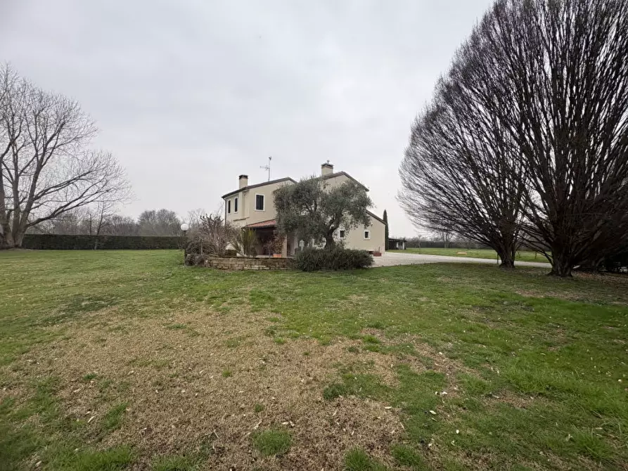 Immagine 22 di Villa in vendita  in Via Capitello a Veggiano