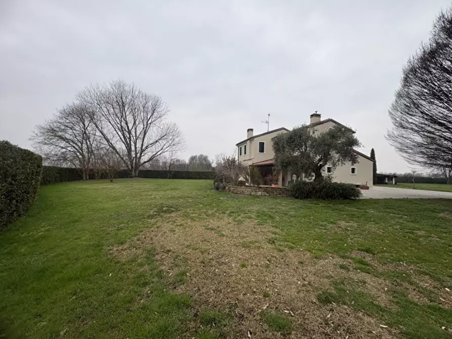 Immagine 25 di Villa in vendita  in Via Capitello a Veggiano