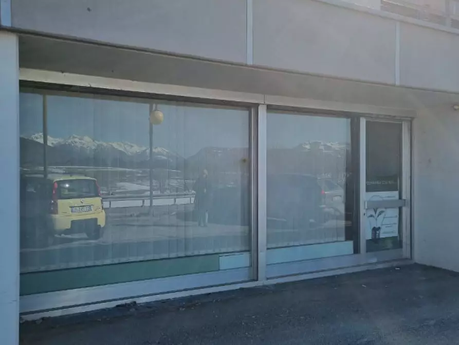 Immagine 6 di Negozio in vendita  a Cavareno