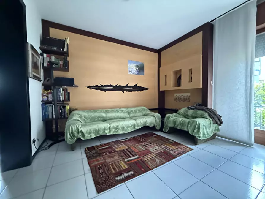 Immagine 5 di Appartamento in vendita  in Via Velino 35 a Verona