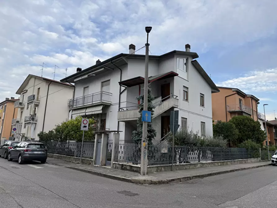 Immagine 31 di Appartamento in vendita  in Via Velino 35 a Verona