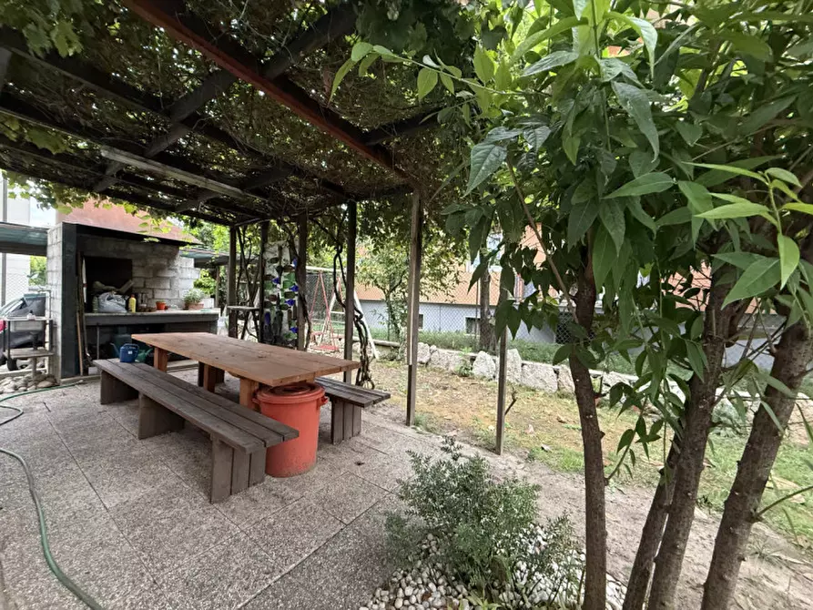 Immagine 21 di Appartamento in vendita  in Via Velino 35 a Verona